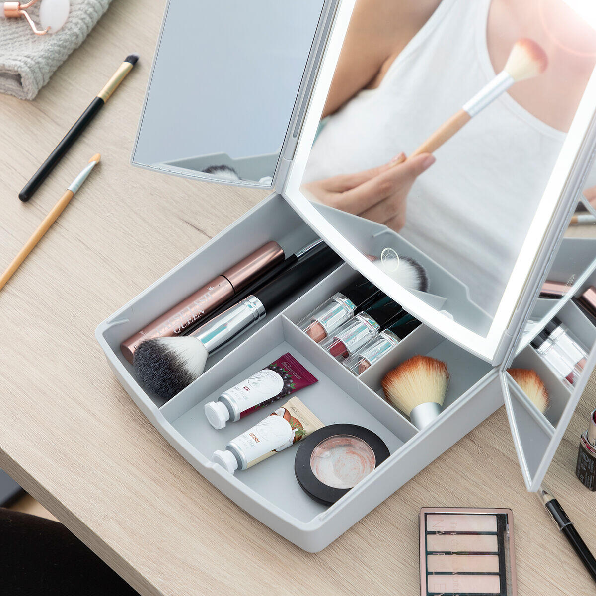 Espejo LED Plegable con Organizador de Maquillaje 3 en 1 Panomir